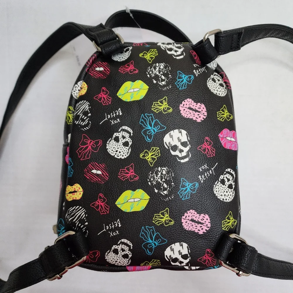 NWT Betsey Johnson Skull Bows Lips Kisses Black Mini Backpack